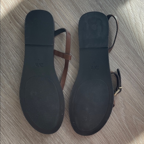 Zara Brown Studded Flat Sandals - Picture 5 of 5